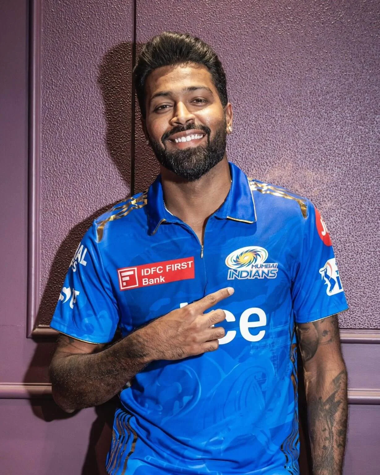 Hardik Pandya Biography